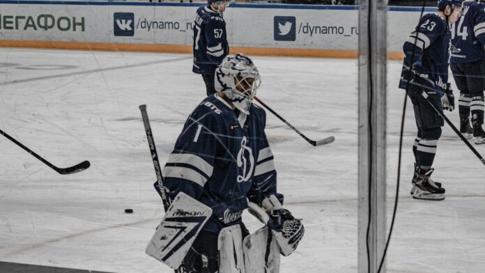 Bruins Sign Top Prospect James Hagens to Entry-Level NHL Contract